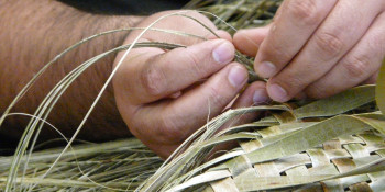 Maori weaving Jane Nearing CC BY ND 2.0